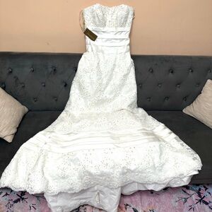 NWT Demetrios Bridal 4 Wedding Dress Ivory Floral Lace Beaded Sequin Strapless